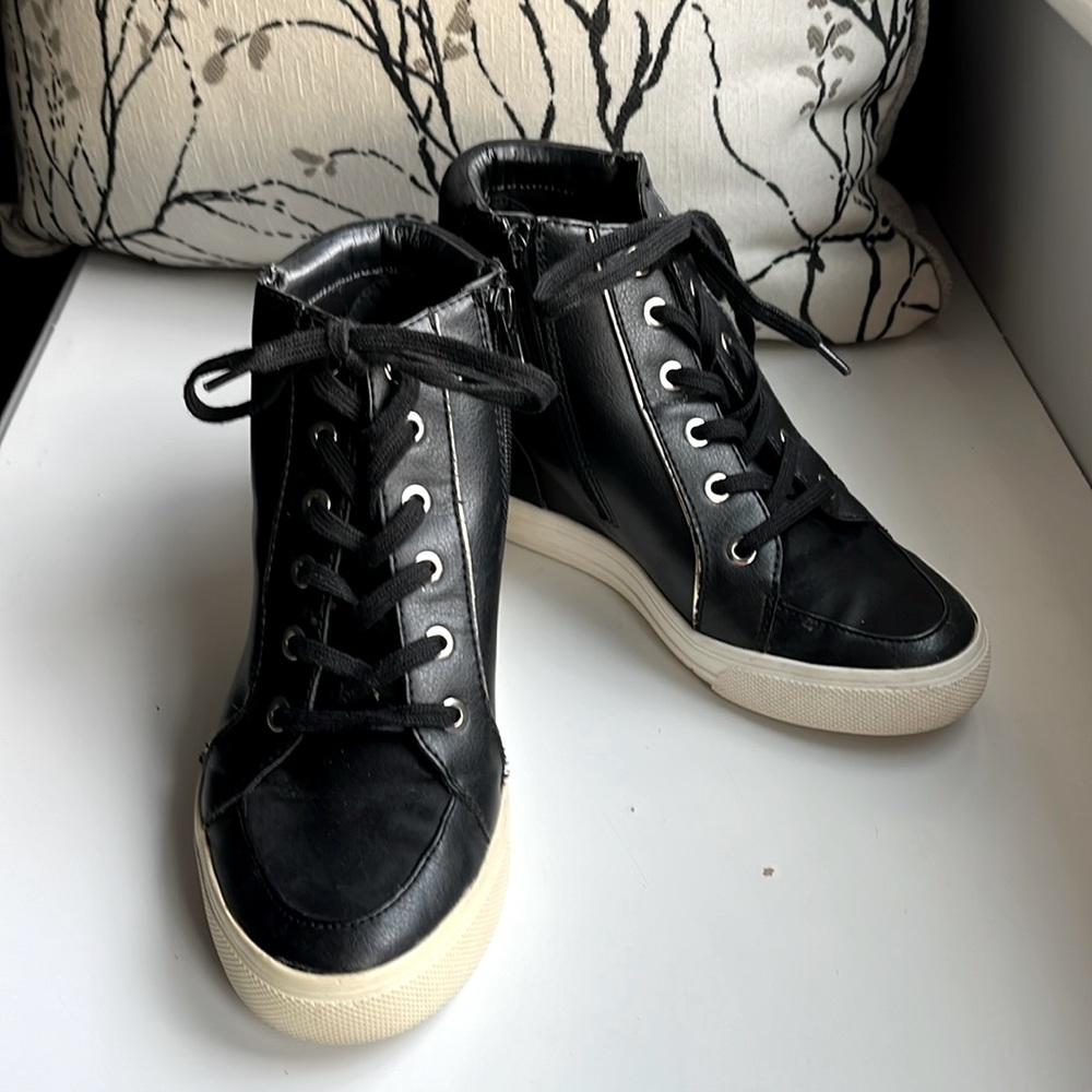 Aldo black high top wedge sneaker heels tie front with zipper sides